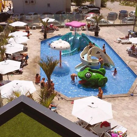 Provence Apartment In Spa N Pool Resort Mamaia Buitenkant foto